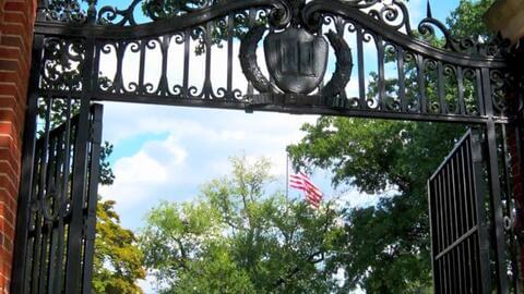 HU campus gates