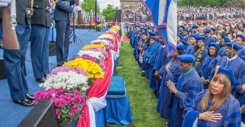 Cropped photo of a Howard reunion at Commencement