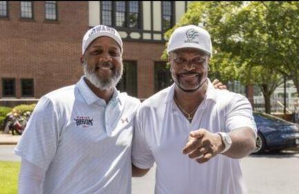 Chris Tucker with Bison alum
