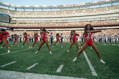 Howard cheerleaders